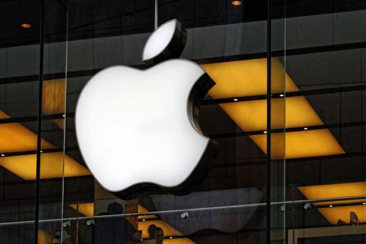 Apple a-t-elle «&nbsp;volé&nbsp;» des millions de vidéos YouTube pour son IA&nbsp;? Tout savoir sur l’affaire qui secoue l’écosystème tech