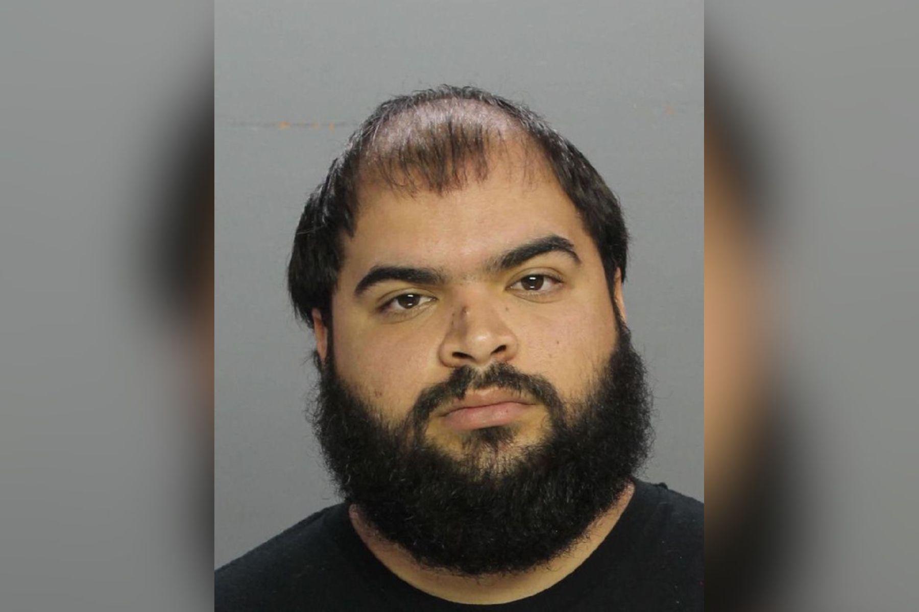 Reading man charged in alleged straw purchase of five firearms