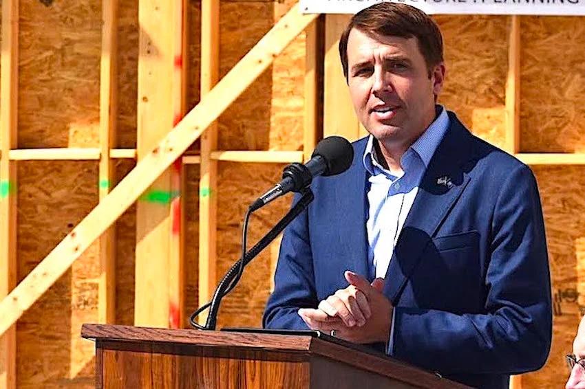 Greek-American Chris Pappas Warns of Tough US Senate Race Against Sununu
