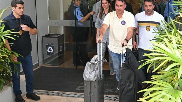 EUA darão visto a Flávio Bolsonaro após saída do Brasil? Entenda o caso