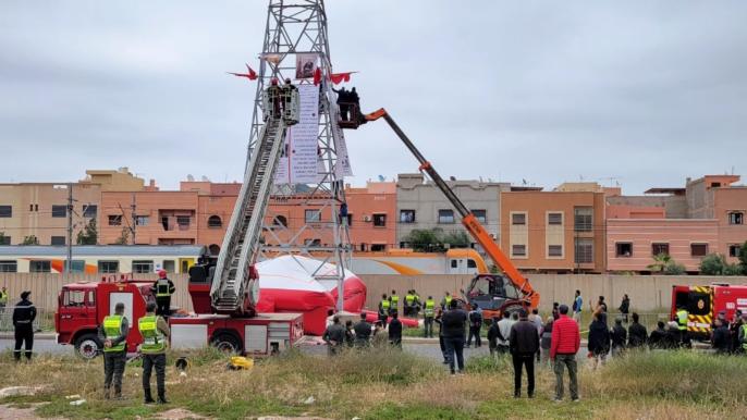 سلطات مراكش تستعد لإنزال “معتصم البرج الكهربائي” بالقوة+ صور