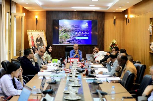 لجنة الشؤون الثقافية والرياضية والشباب بأكادير تواصل التحضير لدورة ماي 2026