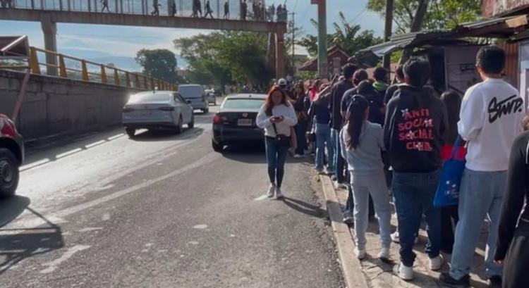 ¿Te quedaste fuera? Más de 4 mil jóvenes buscan lugar en prepas de la UAEM