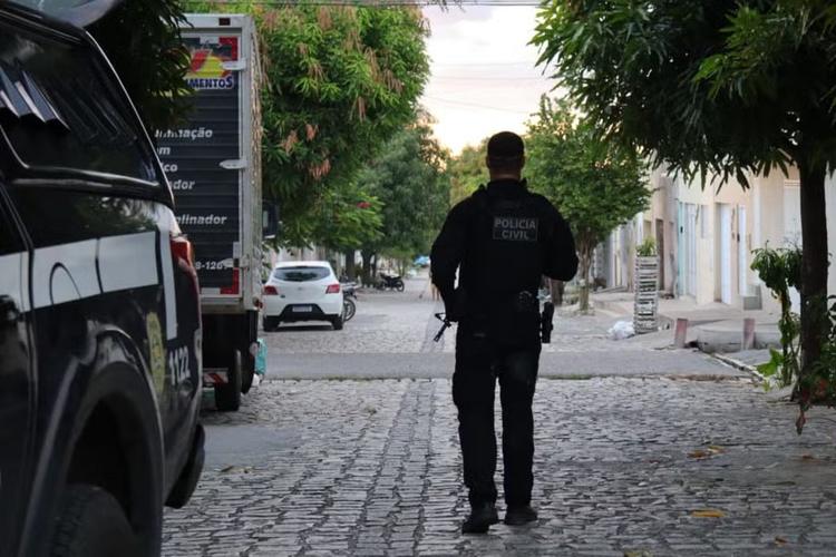 Polícia prende suspeito de matar colega de trabalho por demora em devolver TV