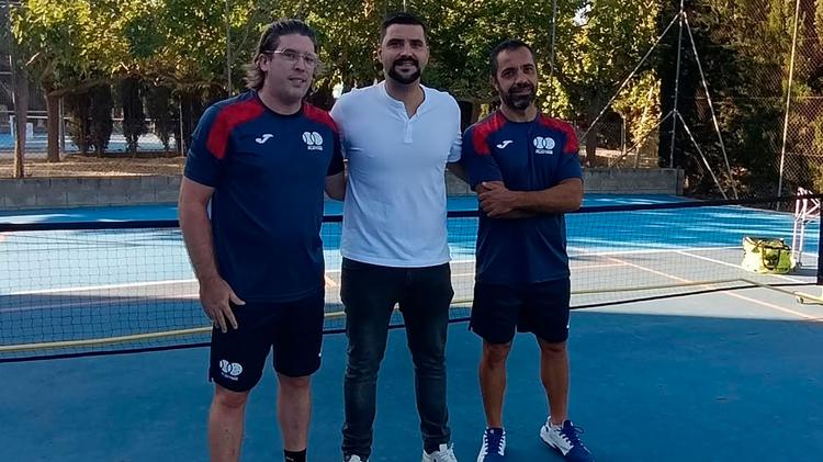 Aspe estrena sus primeras pistas de pickleball y prepara una jornada abierta para este sábado