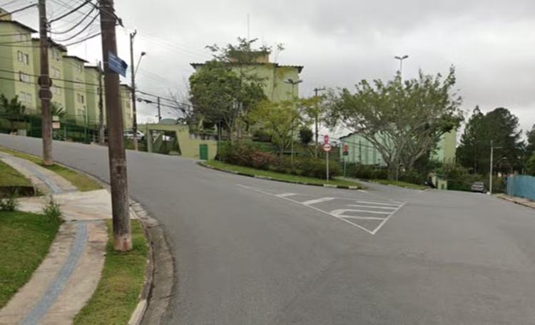 Mulher de 66 anos é atropelada por caminhão em Mogi das Cruzes