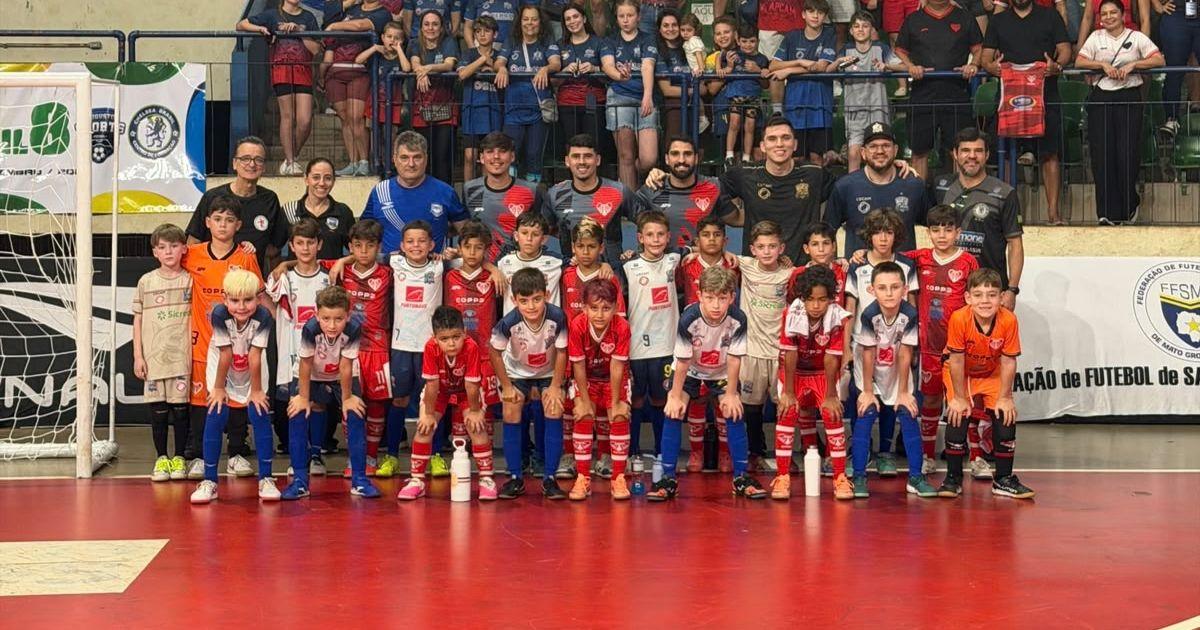 De Camboriú para o Brasil: futsal de base do CT APCAM/CECAM conquista 5º lugar na Taça Brasil Sub-8
