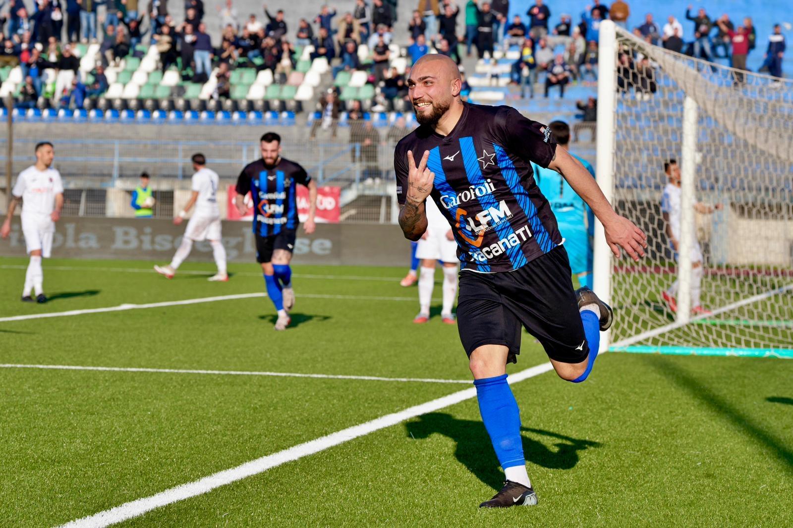 Lopez protagonista a Bisceglie: miglior stagione personale con 25 gol