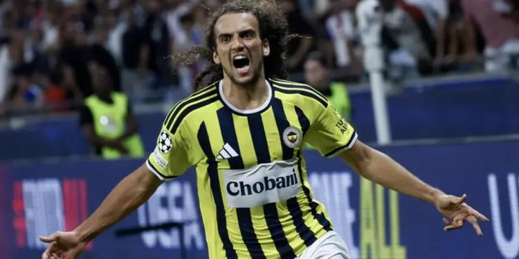 Champions League, caos a Lione. Guendouzi provoca e scoppia la rissa: dito medio, sfottò sull'OM e rissa nel tunnel