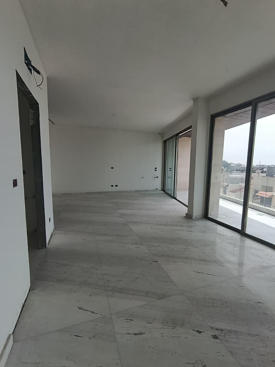 For Sale: Apartment in Bsalim