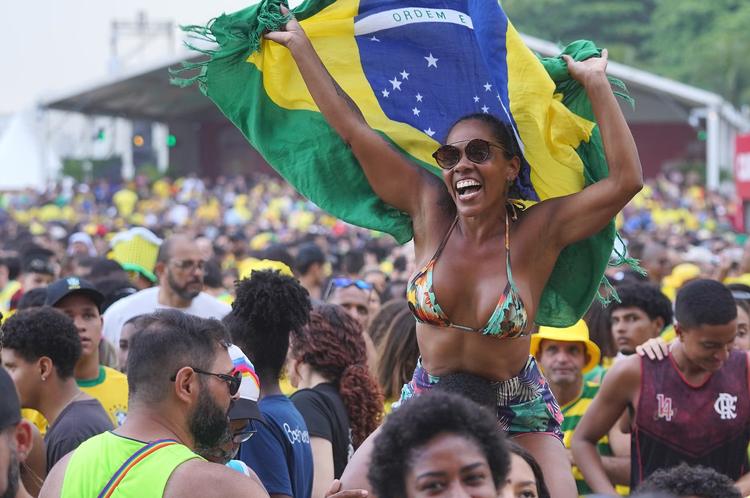 Jogos do Brasil na Copa do Mundo podem movimentar R$ 244,9 milhões na economia carioca, diz Riotur