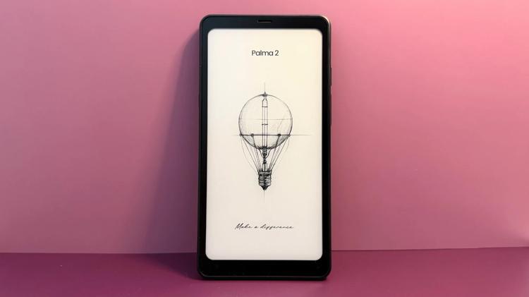 A Boox Palma 2 e-reader