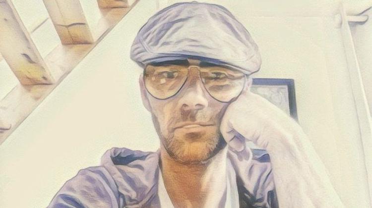 ERIC - CULTIVATEUR DE CHANVRE A WAVRIN