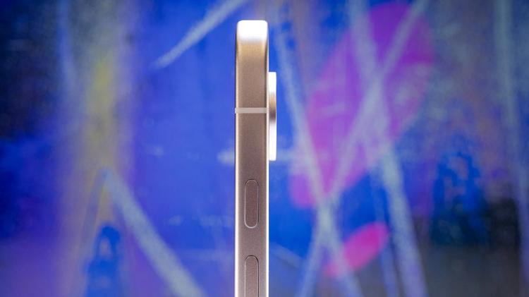 Pixel 11 viewed from the side