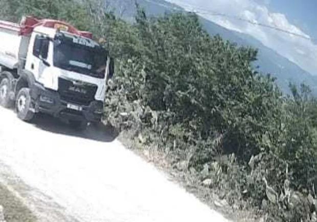 Eboli, residenti in rivolta tra San Miele e Angona Isca: «Siamo abbandonati e senza controlli»