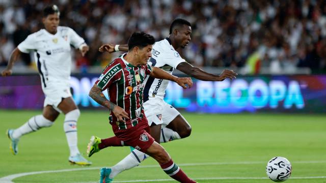 Fluminense tenta segurar o embalado Atlético-MG em Cariacica