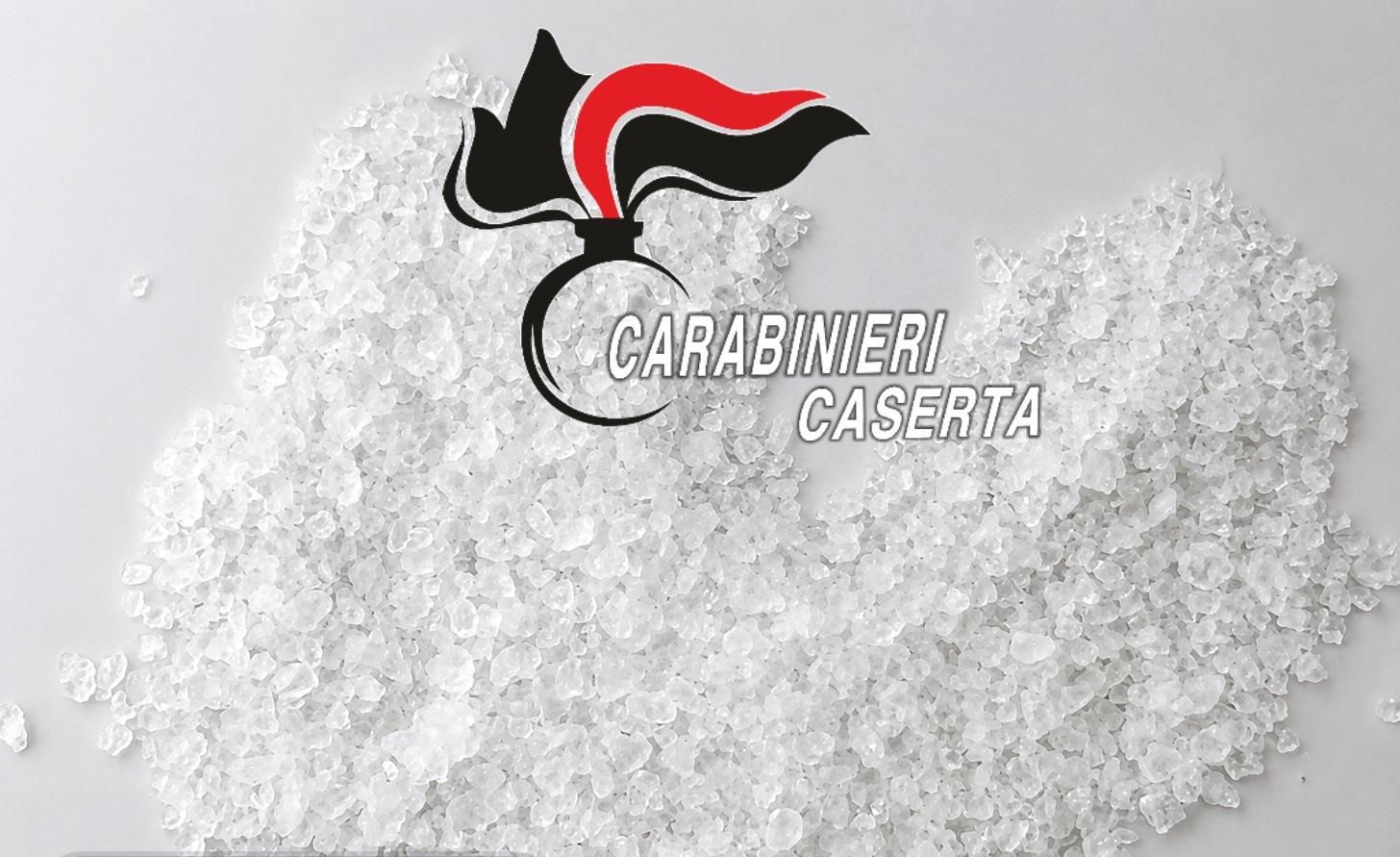 Capua, coppia fermata a bordo di un’auto rubata con droga nascosta nell’abitacolo: arrestati
