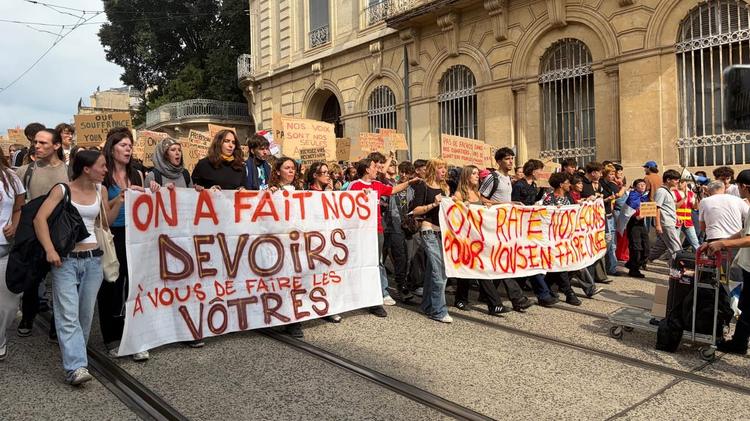 Mouvement lycéen : 3 000 profs remplaçants d’ici mardi
