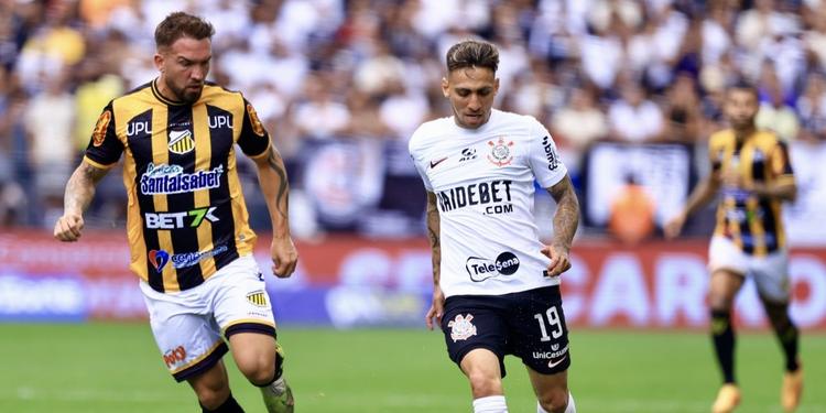 Corinthians e Athletico estudam troca de Gustavo Silva por Alex Santana