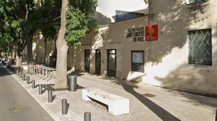 Nîmes : un colis suspect signalé aux abords d'un lycée, intervention de police en cours