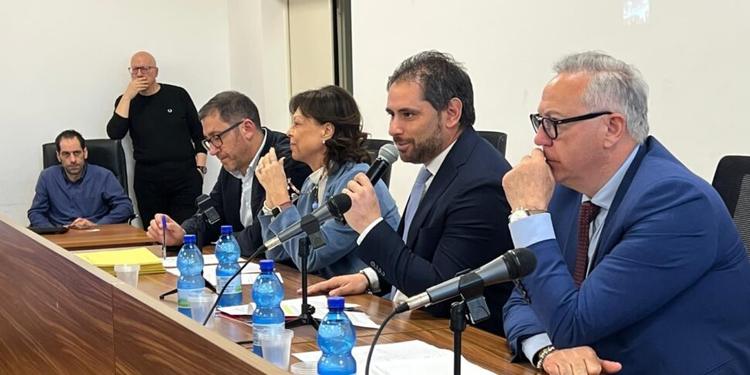 Riqualificazione ambientale, oltre 6 milioni ai comuni calabresi: incontro in Cittadella con i sindaci