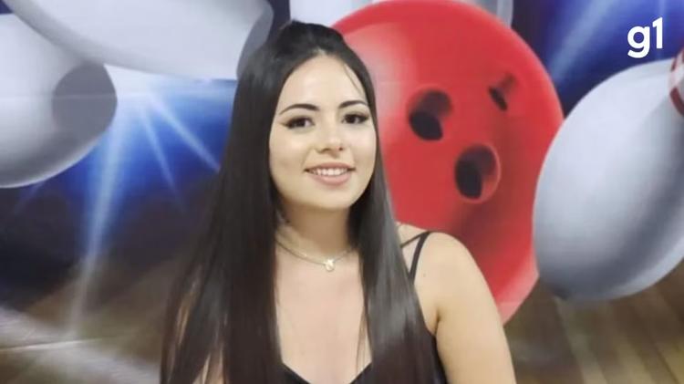 Jovem encontrada morta em apartamento havia se mudado de cidade para fugir de ex, relata família