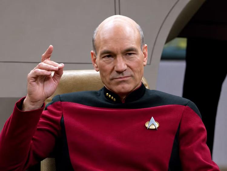 Com graça e elegância, Patrick Stewart revitalizou 'Star Trek' e ajudou a fundar era dos super-heróis no cinema