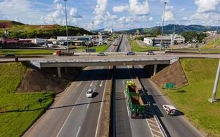 Após reclamações, concessionária diz já ter restaurado 90 km de faixas na Fernão Dias