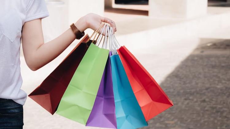 Dois shoppings têm novo horário de funcionamento aos domingos e feriados em Juiz de Fora; veja o que mudou
