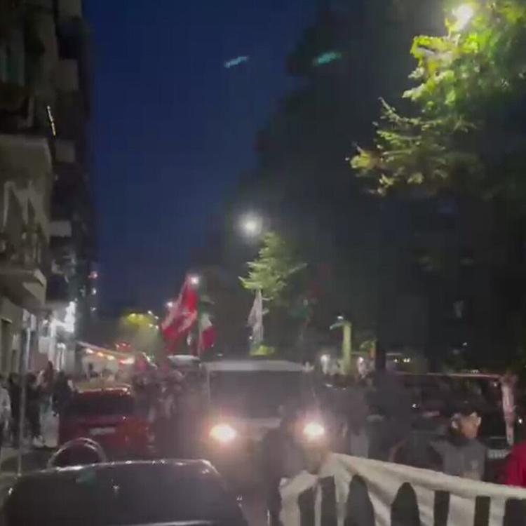 Torino, tensioni al corteo: cariche e lacrimogeni della polizia