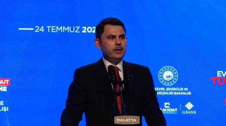 Bakan Kurum: “Deprem bölgesinden ayrılmayacağız”