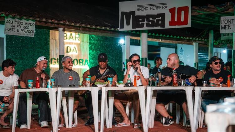 Breno Ferreira aposta em clima de bar no audiovisual 