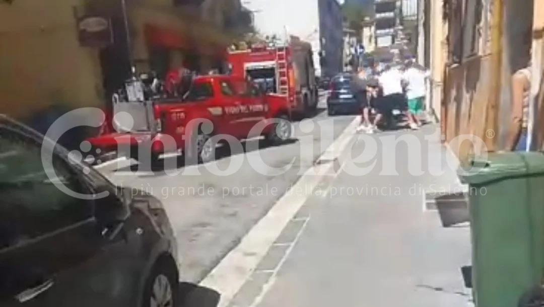 Paura a Eboli, incendio in un’attività commerciale: fiamme domate dai Vigili del Fuoco
