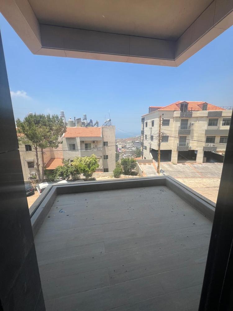 For Sale: Apartment in Tilal Ain Saadeh