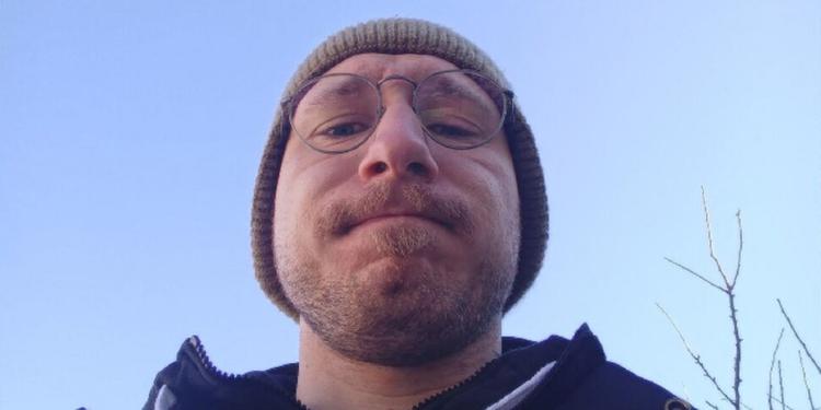 Spot elettorale sul sito hot, il candidato dem spiazza Chieti. La strategia di Paride Paci per la città: "Vuoi qualcosa di davvero eccitante?"