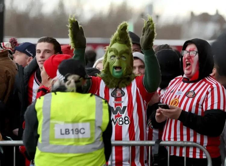 When I scored the winning goal at Sunderland…