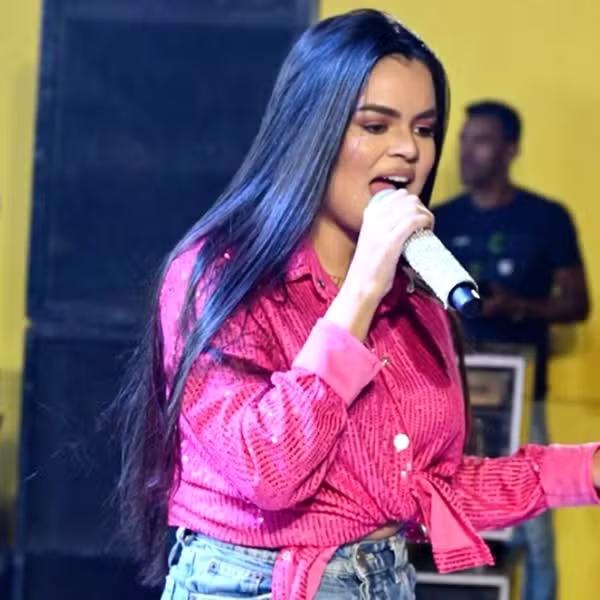 Quem é Danieze Santiago, cantora paraibana que denunciou o ex-marido por violência doméstica