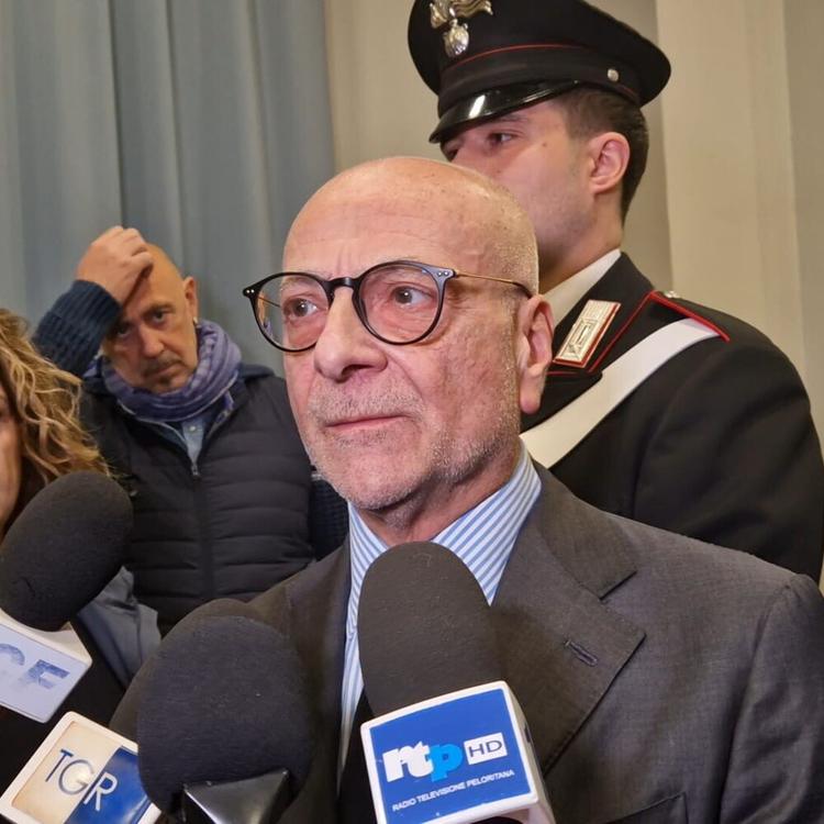Furto al MuMe, la chiamata alla polizia: "Ci sono due quadri in mezzo alla strada" [AUDIO]