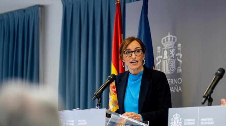 Difteria, polio, sarampión...: Sanidad enviará 25.000 dosis de vacunas a Ceuta por la crisis migratoria