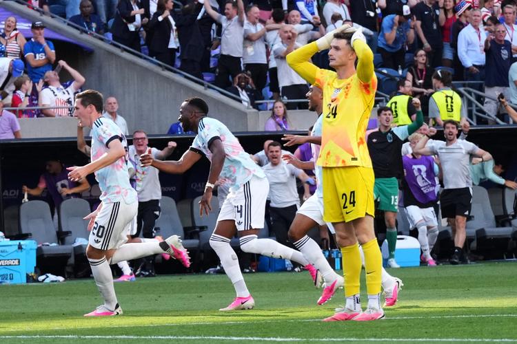 Belgium beats U.S. 4-1 to reach World Cup quarterfinals