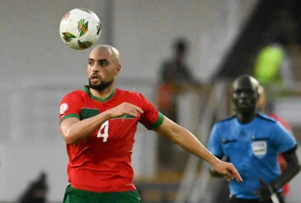 أمرابط: قرار تعليق مشاركتي مع المنتخب لا علاقة له بجلوسي على مقاعد البدلاء