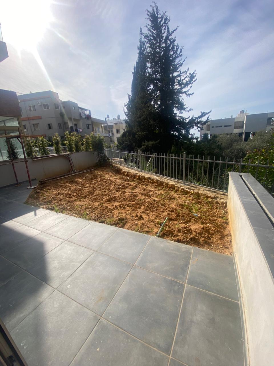 For Sale: Apartment in Dbayeh