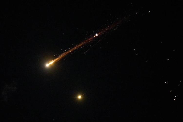 “Un flusso di miliardi di dollari”: come funziona la “lavatrice cinese” che aiuta l'Iran