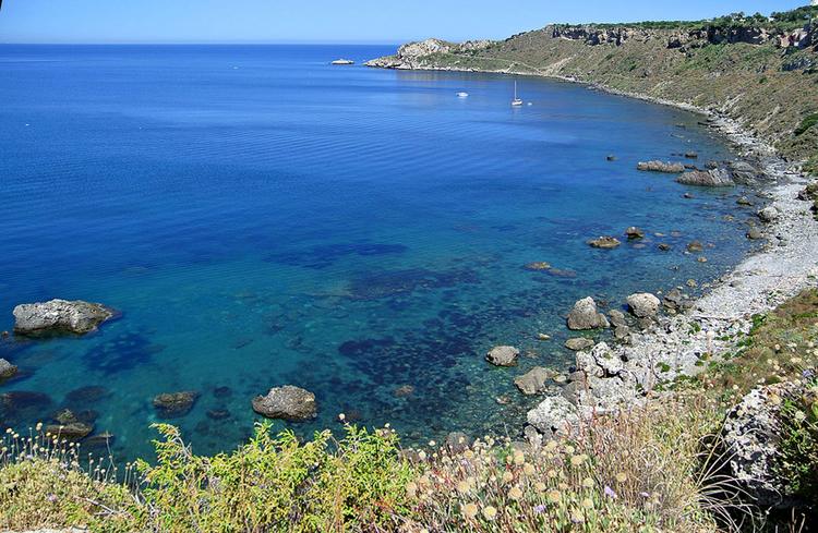 Milazzo protagonista su Rai 1 a “Unomattina in famiglia”: viaggio tra tradizioni marinare, storia e bellezze naturali