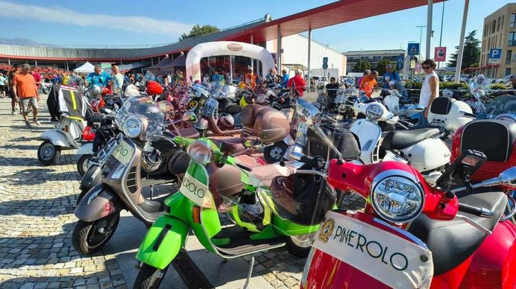 rivarolo canavese raduno nazionale vespa club