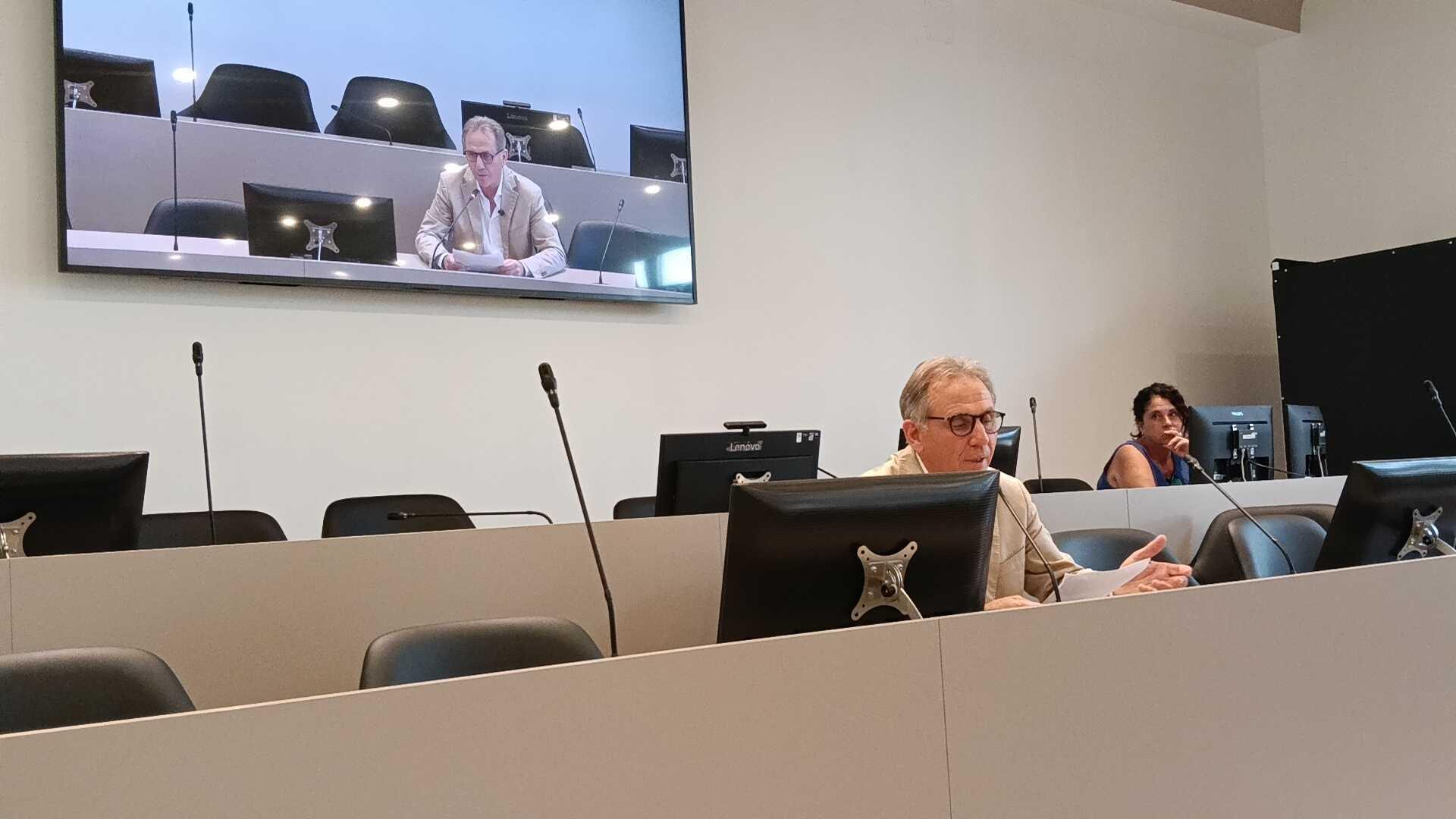 Terremoto politico a Eboli: cade l’amministrazione, il sindaco Conte accusa ex alleati e PD
