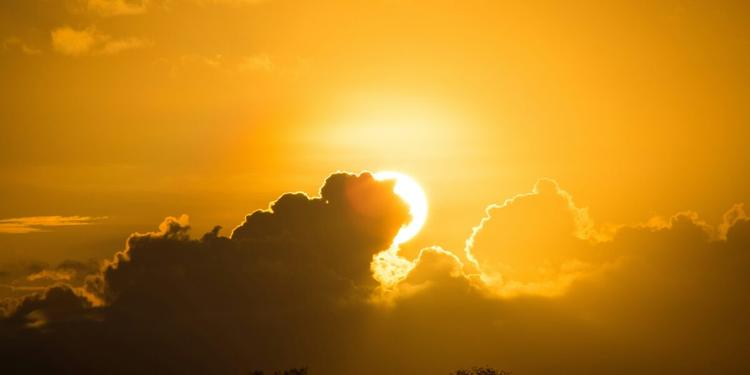 Meteo ottobre 2026, caldo sopra la media ma tornano le piogge: cosa ci aspetta in Calabria e Sicilia