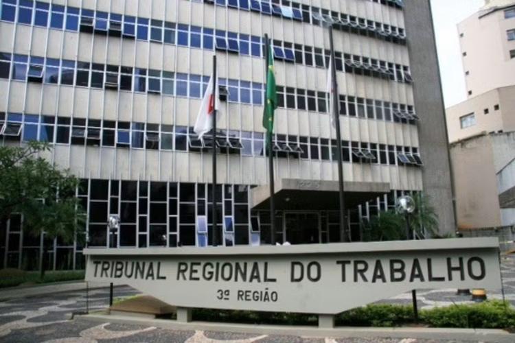Trabalhadora com transtorno bipolar é demitida de montadora, e Justiça exige recontratação por considerar ato 'discriminatório'