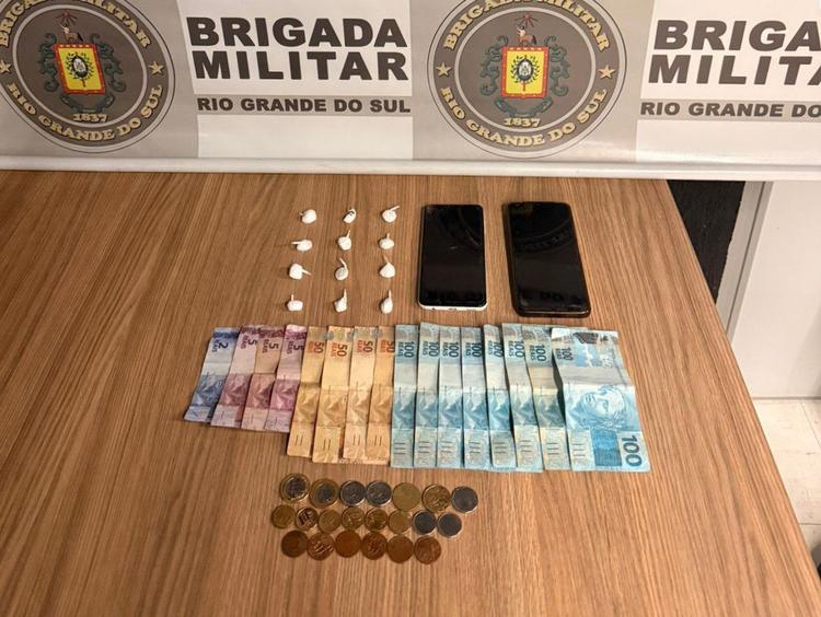 Casal é detido por tráfico de drogas em Garibaldi