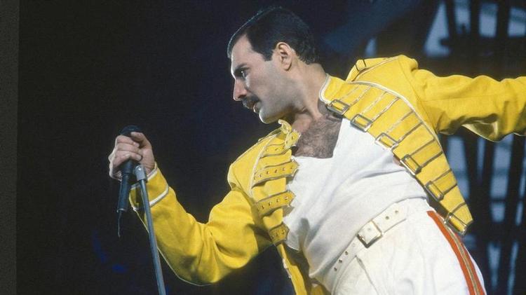 Salen a subasta el piano y el micrófono de Freddy Mercury